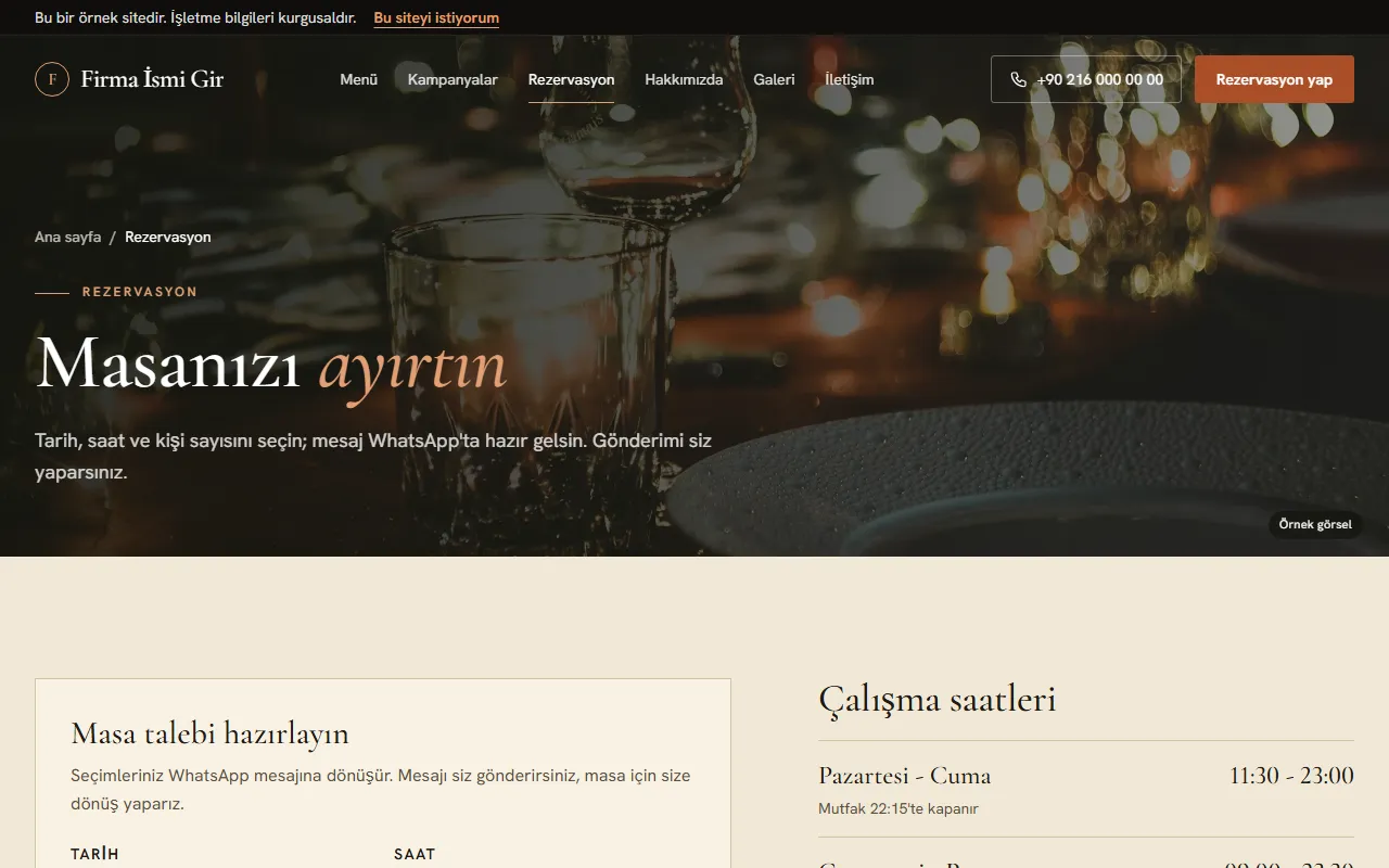 Restoran web sitesinin rezervasyon sayfası: masa talebi formu ve yanında hafta içi çalışma saatleri