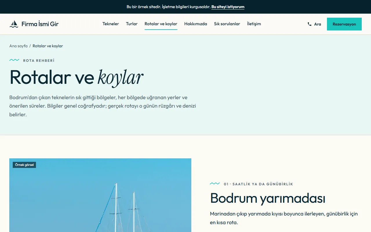 Tekne kiralama sitesinin rotalar ve koylar sayfası: Bodrum yarımadası bölümü ve önerilen süre etiketi